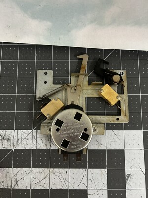 I3 Whirlpool Electric Single Oven Door Latch PART# W10314880 FREE SHIPPING