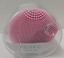 FOREO LUNA PLAY Facial Electric Mini Cleansing Brush PETAL PINK