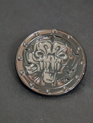 Disney Star Wars Salesone Mandalorian Rancor Crest Pin LE