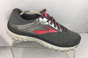 brooks gts 18 womens size 10