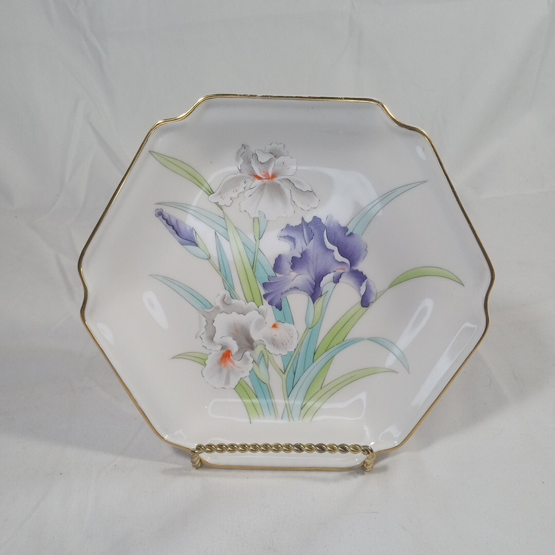 Otagiri Japan Purple Iris Bouquet Porcelain Plate 7" Hexagon Floral