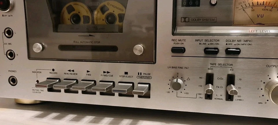 VINTAGE AIWA 1978 CASSETTE TAPE DECK PLAYER/MADE IN JAPAN - Image 4 of 4