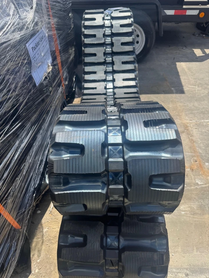 Pista de goma 18" 450 x 86 x 52 C-Lug se adapta a Bobcat se adapta a New Holland se adapta a Cat Foto 3 de 4