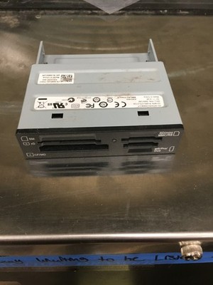 Dell 0W812M 3.5 Internal USB 2.0 19 in 1 Media Card Reader R-680-070-215A