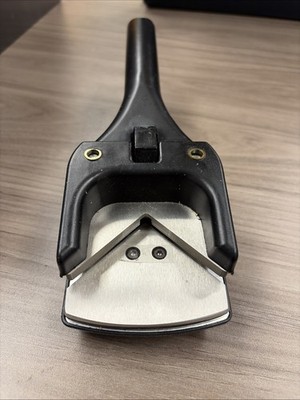 Oregon Lamination C0062MM Deluxe Corner Rounder Punch 2mm