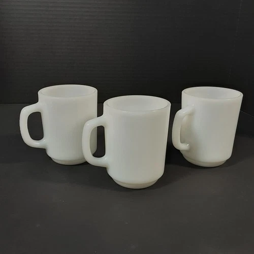 Set of 3 Vintage Anchor Hocking Fire King Milk Glass Coffee Mugs