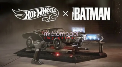Hot Wheels 1:10 Batman Ultimate Batmobile LED Toy Deluxe Edition