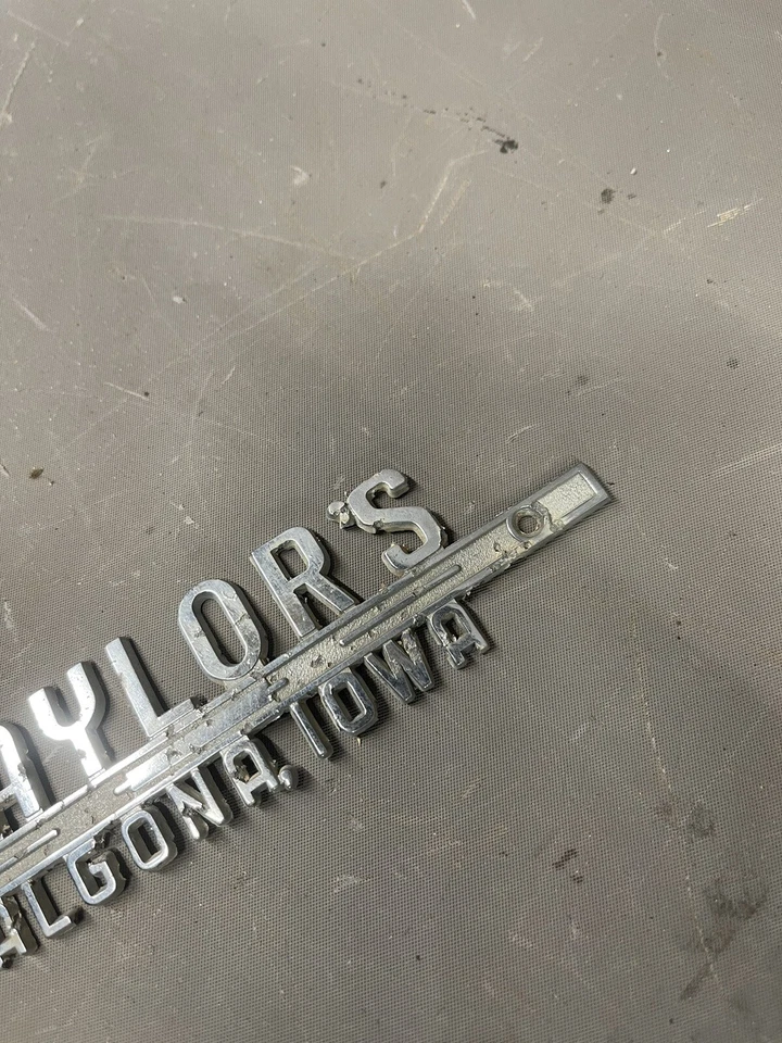 Табличка с эмблемой дилера винтажных автомобилей Chevy Ford Taylor's Algona Iowa Camaro Nova - Изображение 3 из 4