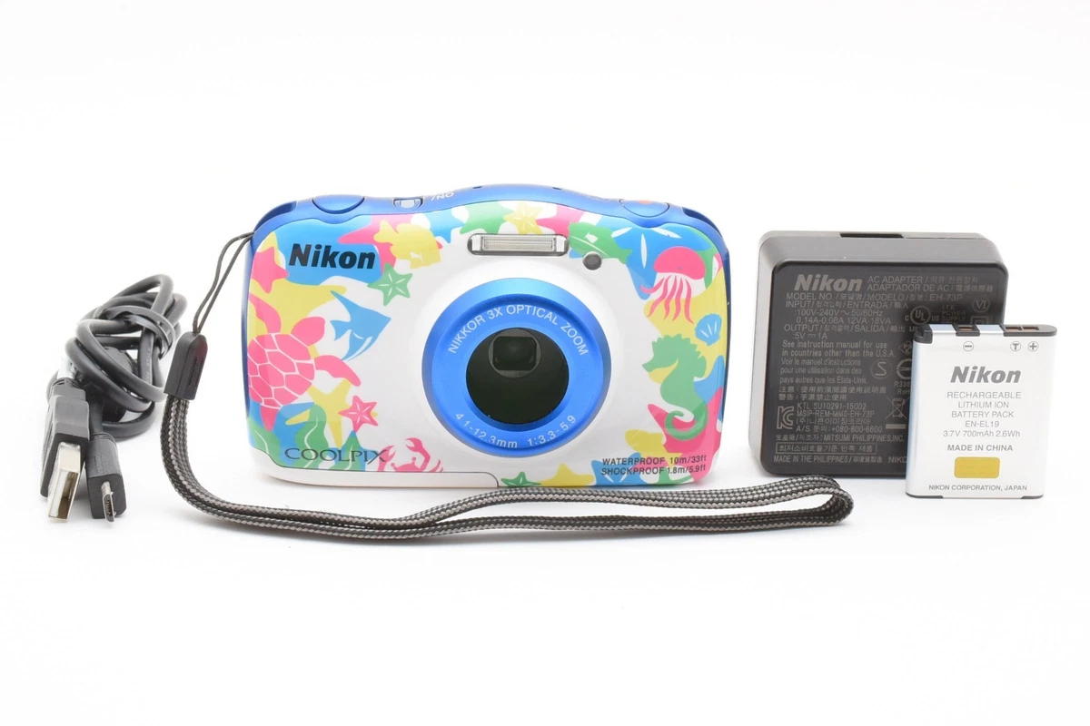 Preços baixos em Câmeras digitais Nikon Coolpix W100 Debaixo D