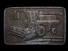 MF17141 VINTAGE 1970s  INTERNATIONAL HARVESTER COMBINE  TRACTOR BELT BUCKLE