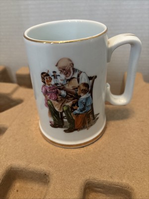 Vintage Norman Rockwell ''The Toy Maker'' Coffee Mug Tea Cup 1986 Collection