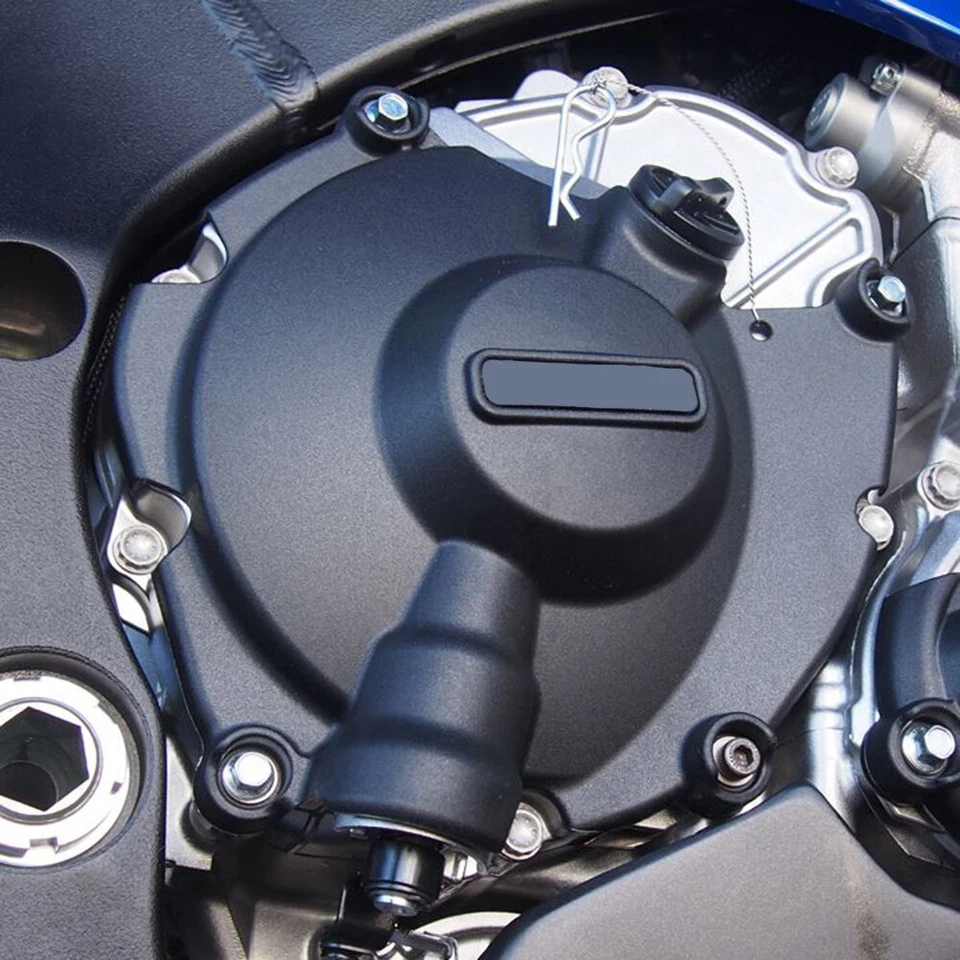 Cubierta de protección de motor de fibra de carbono para Yamaha YZF-R1 2015-2023 Foto 2 de 4