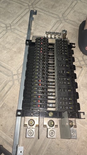 SquareD NQ Panel: 400 AMP main lugs fully loaded 42 brand new breakers - Picture 9 of 24
