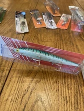 Rebel Floating Minnow Saltwater 14020V Green Mackerel Vtg Nos 5.5”