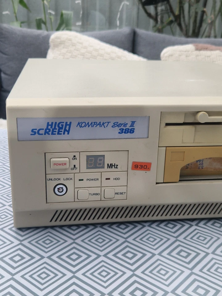 Highscreen Kompakt Serie III 386 Vobis Retro Vintage Pc Computer Desktop 386er - Bild 2 von 4