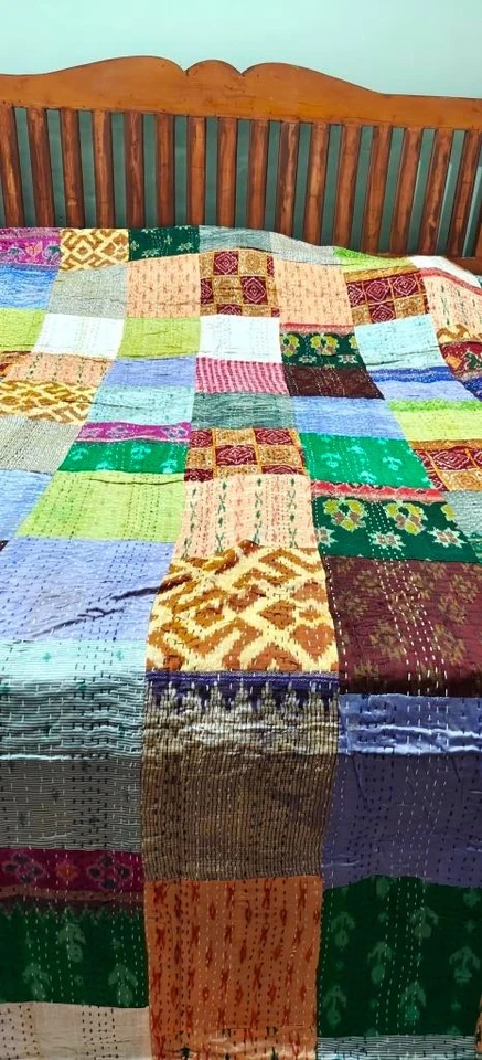Indian Queen Kantha Quilt Handmade Patchwork Reversible Bedspread Blanket Throw - Image 4 of 4