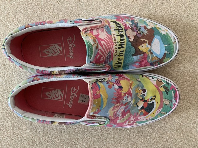 alice in wonderland vans size 9