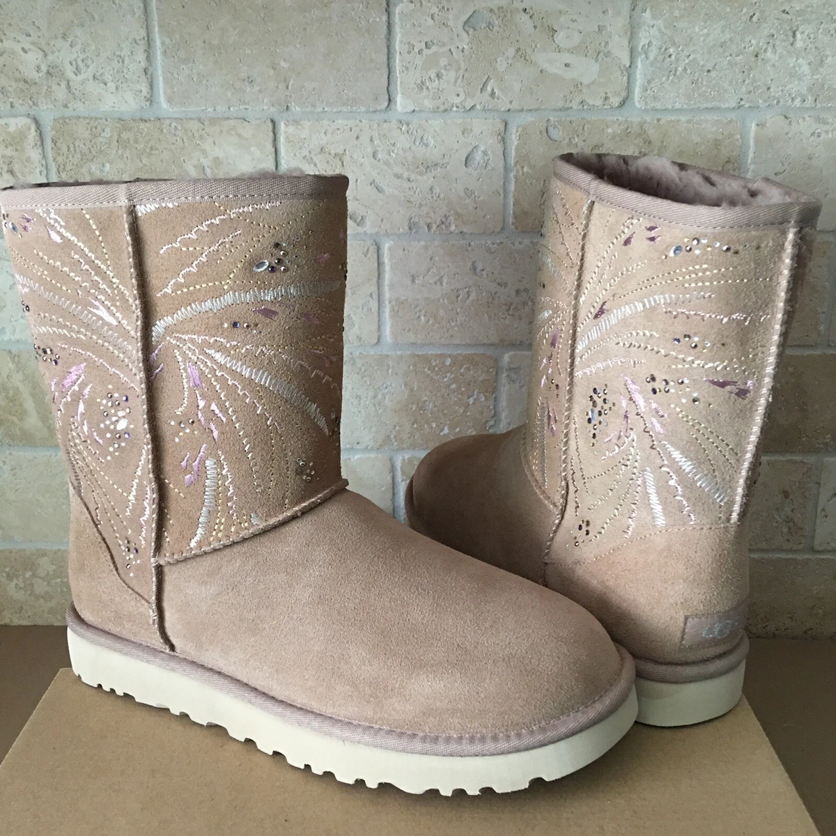 Ugg classic hotsell 11 short
