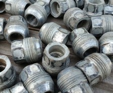 32 Chevy Gmc Truck Suv Oem 14mm X 1.5 Lug Nuts 14x1.5 14 1.5 Tahoe Silverado