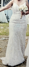 Elegant Lace Wedding Dress