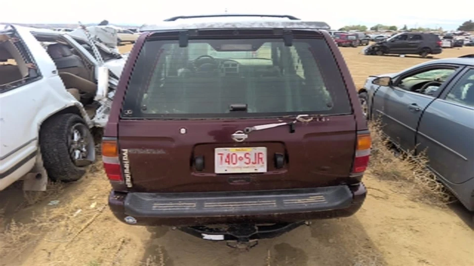 Used Front Suspension Stabilizer Bar fits: 1997 Nissan Pathfinder Front Front Gr - Image 2 of 4