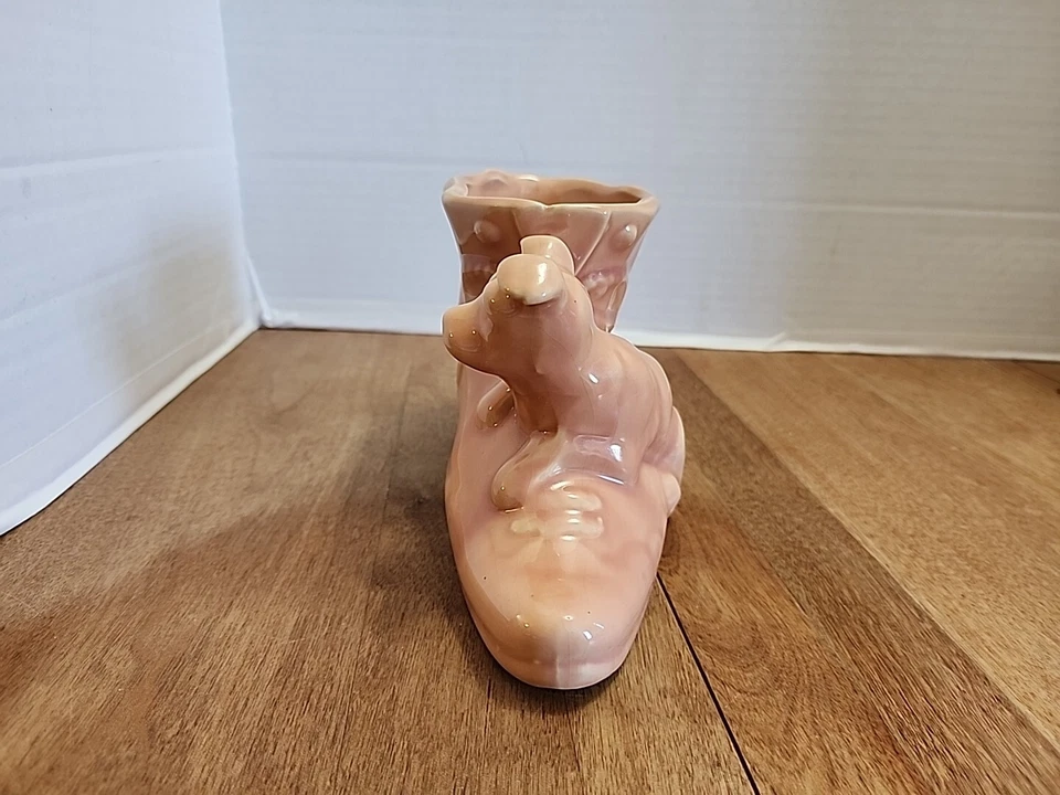 Vintage Shawnee Shoe and Dog Planter Pink USA 8" Long x 4-1/2" High x 3-1/4" - Image 2 of 4