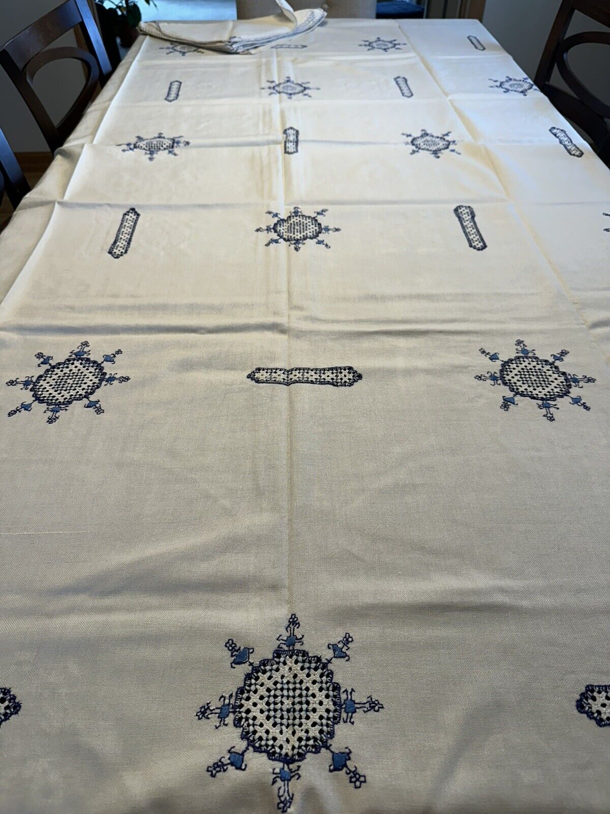 Foto 1 di 16