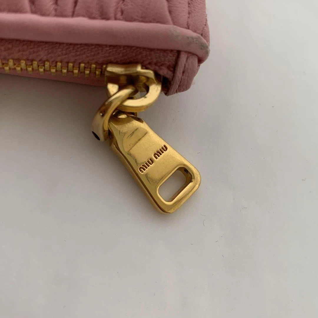 MIU MIU Pochette in pelle rosa matelassé elegante mini borsa trapuntata dal Giappone