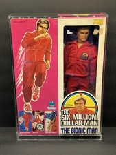 Vintage Six Million Dollar Man First Edition 1975 KENNER SEALED W/ Acrylic Case