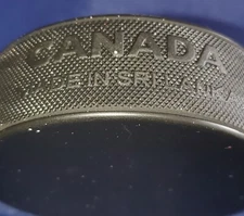 TEAM CANADA 🇨🇦 VICEROY MFG. PUCK MADE IN CANADA & SRI LANKA 🇱🇰 CHIPPED! 