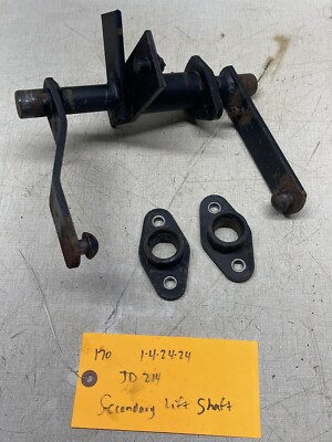 John Deere 214 Tractor Secondary Lift Shaft