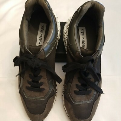 Steve Madden Bena Wedge Sneakers Green Camo Multi Size 9M