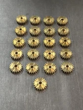 QTY 1 KEMTRON BRASS PINION GEAR 48 PITCH 20 TEETH 3/32" BORE SLOT CAR / RAILROAD