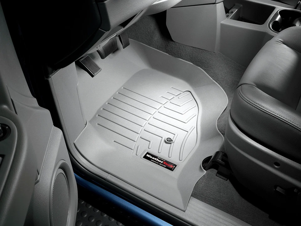 WeatherTech Custom Fit FloorLiners for Aspen/Durango - 1st Row - Image 2 of 4