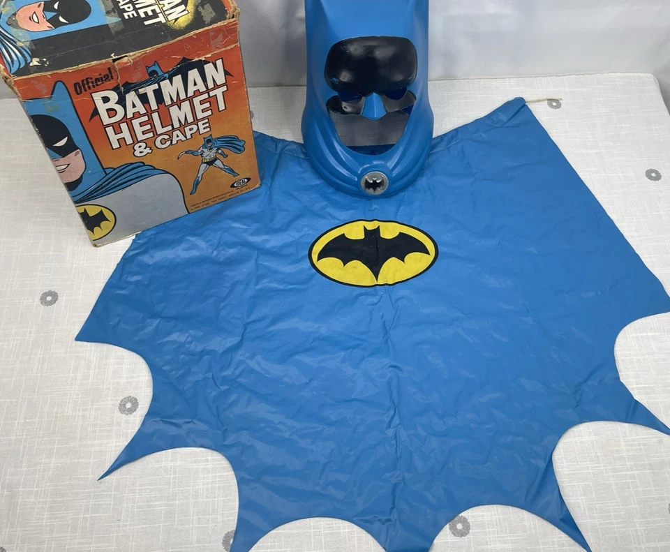 VTG Batman Helmet & Cape / 1966 Ideal Toy Corp. in Original Box - Image 2 of 4