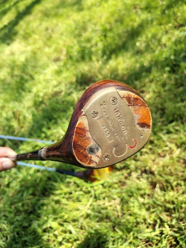 Wilson Harmonized 1 - 4 Wood Golf Clubs — Right Handed Swing Weight 4250 - Image 3 of 4