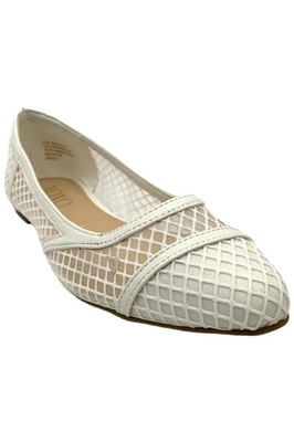 XOXO Women's Vinia Mesh Flat Sandals White