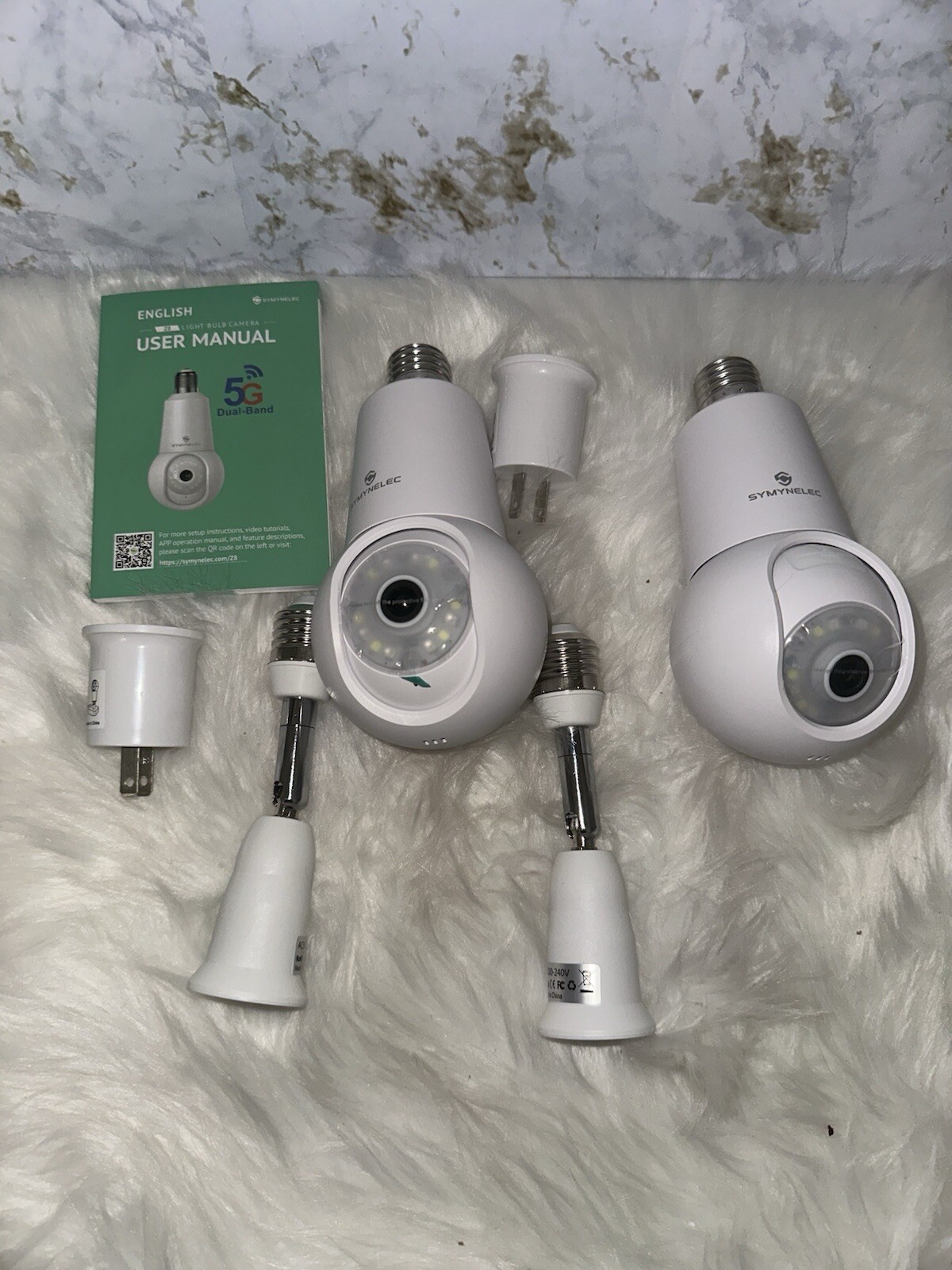 SYMYNELEC 2 Set Lot Light Bulb Security Camera Outdoor  2K 3MP 2.4GHz Wifi