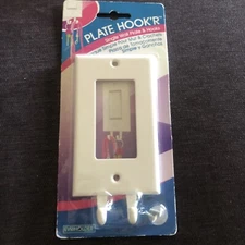 Plate HookR Single Wall Switch Plate - 2 Hooks