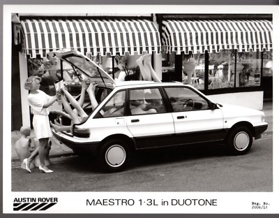 Austin Maestro 1,3 L Duotone 1987-88 Original UK Pressefoto hinten 3/4 Ansicht