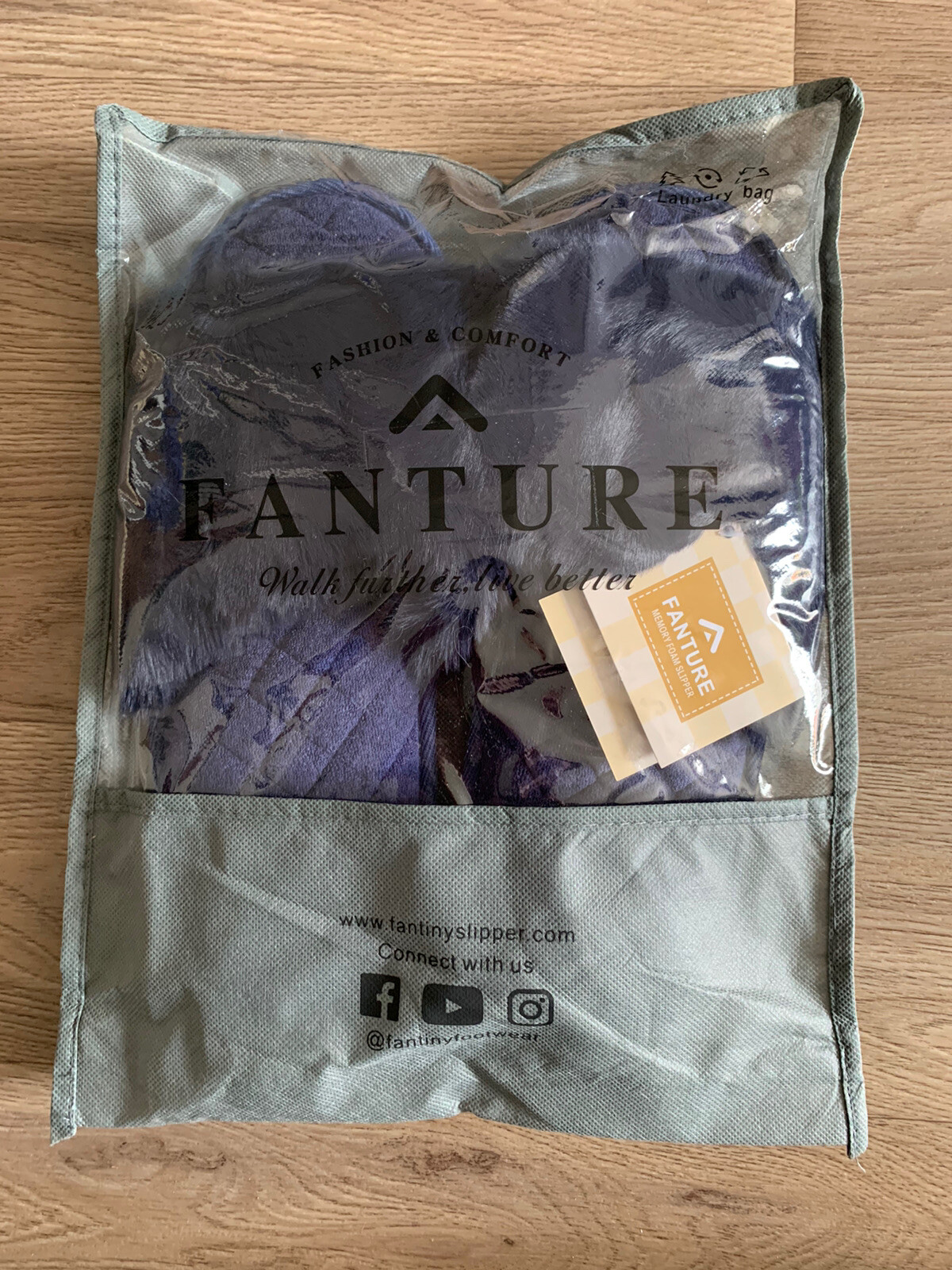 APL Fanture ciabatte moda e comfort nuove con etichette memory foam XL UK9 10 EU42 43 blu navy prezzo consigliato £18