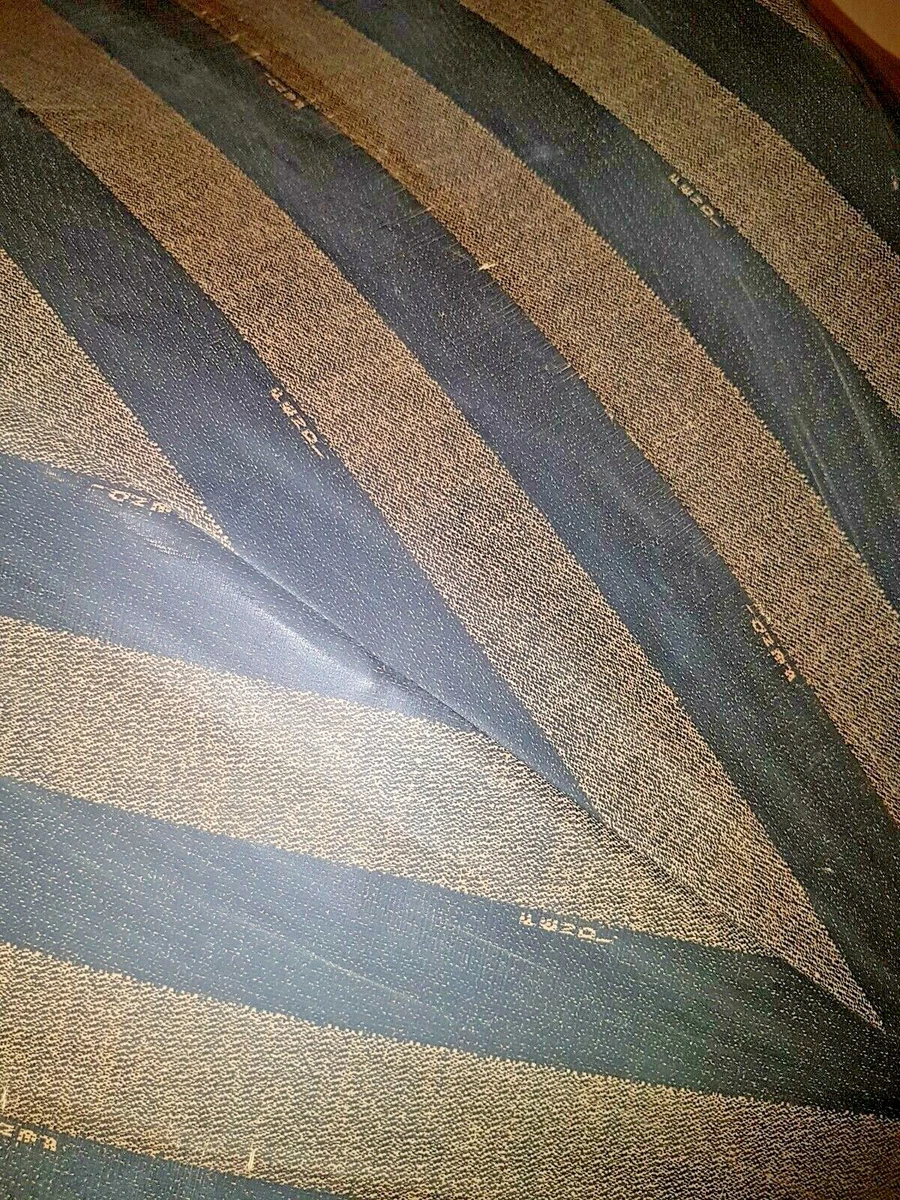 FENDI ORIGINALE GRANDE OMBRELLO VINTAGE. APERTURA A SCATTO. MANICO
