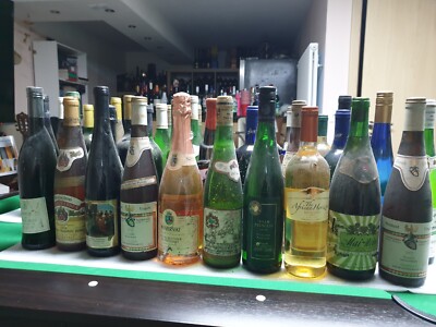100 Flaschen Wein Keller Auflösung Weißwein Sekt Alte Weine 