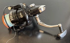 Dr Fish Darkness Super Surf Casting Fishing Reel DK8000 Gear Ratio 4.4:1 Black