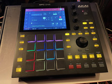 AKAI MPC One Black Standalone Sampler with Power Cable Open Box Beatbox Beats