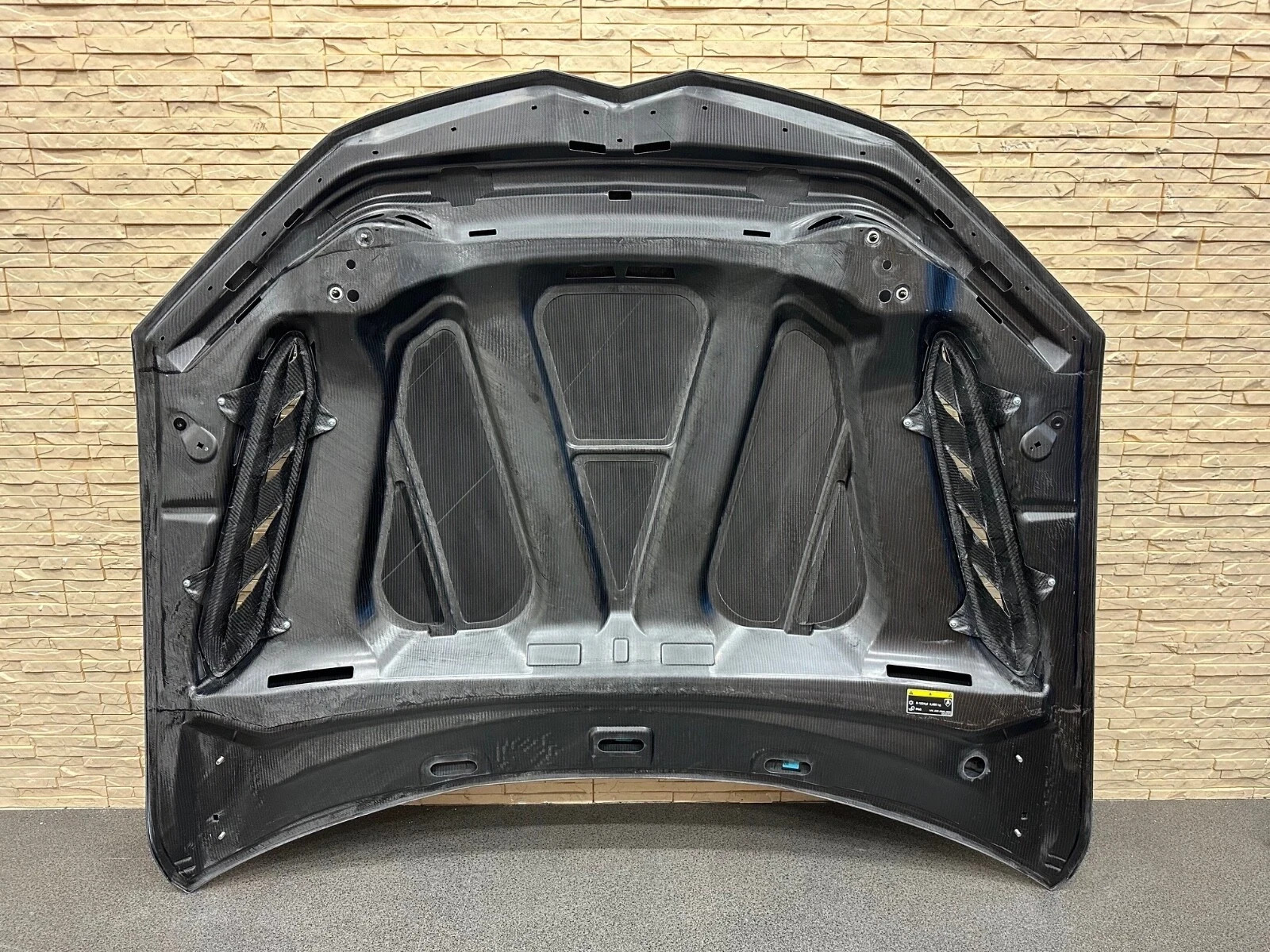 OEM LAMBORGHINI URUS PERFORMANTE FRONT BONNET HOOD NEW CARBON FIBRE