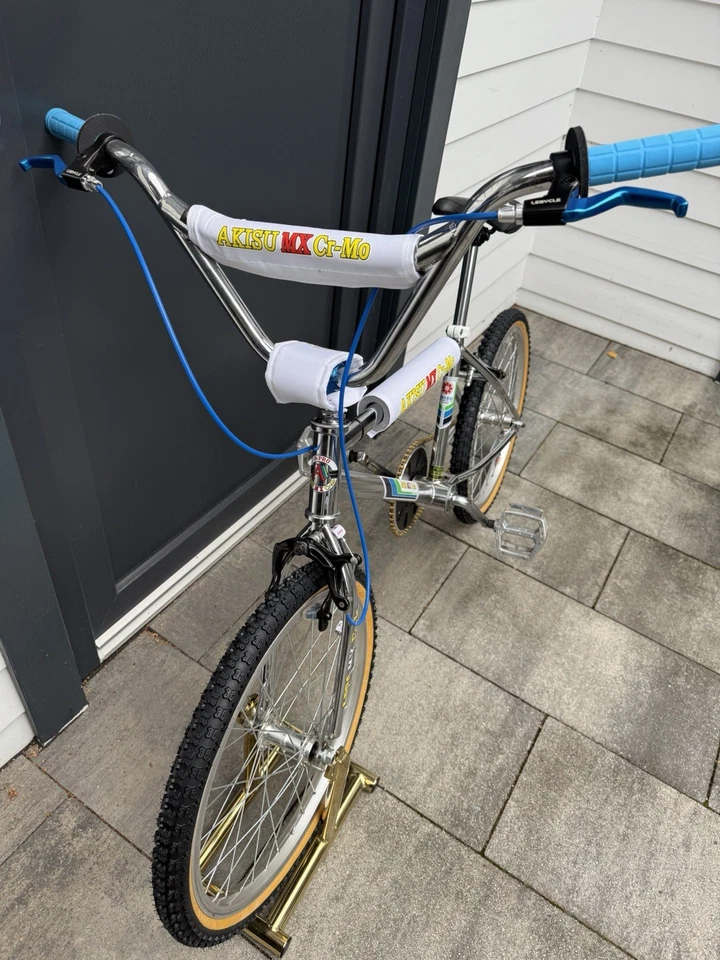 Oldschool BMX Akisu A Pro Top Zustand!!! Viele Old Shool Teile 80er Jahre - Bild 3 von 4