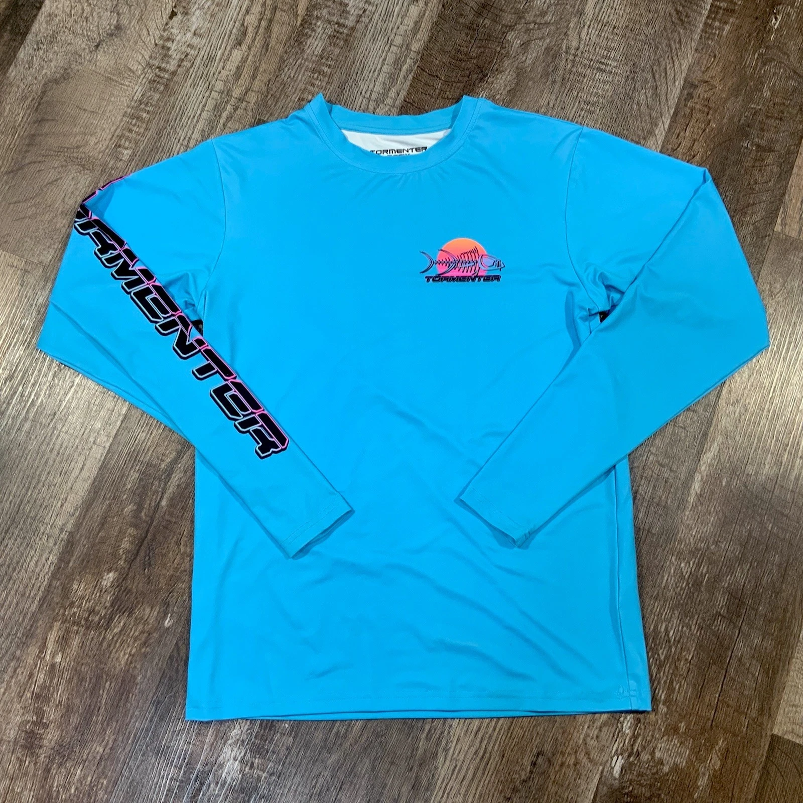 Tormenter Surf Shirt Men's S Ocean Blue SPF Treated Fabric Retro Sunset