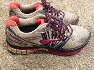 children's brooks adrenaline gts 14