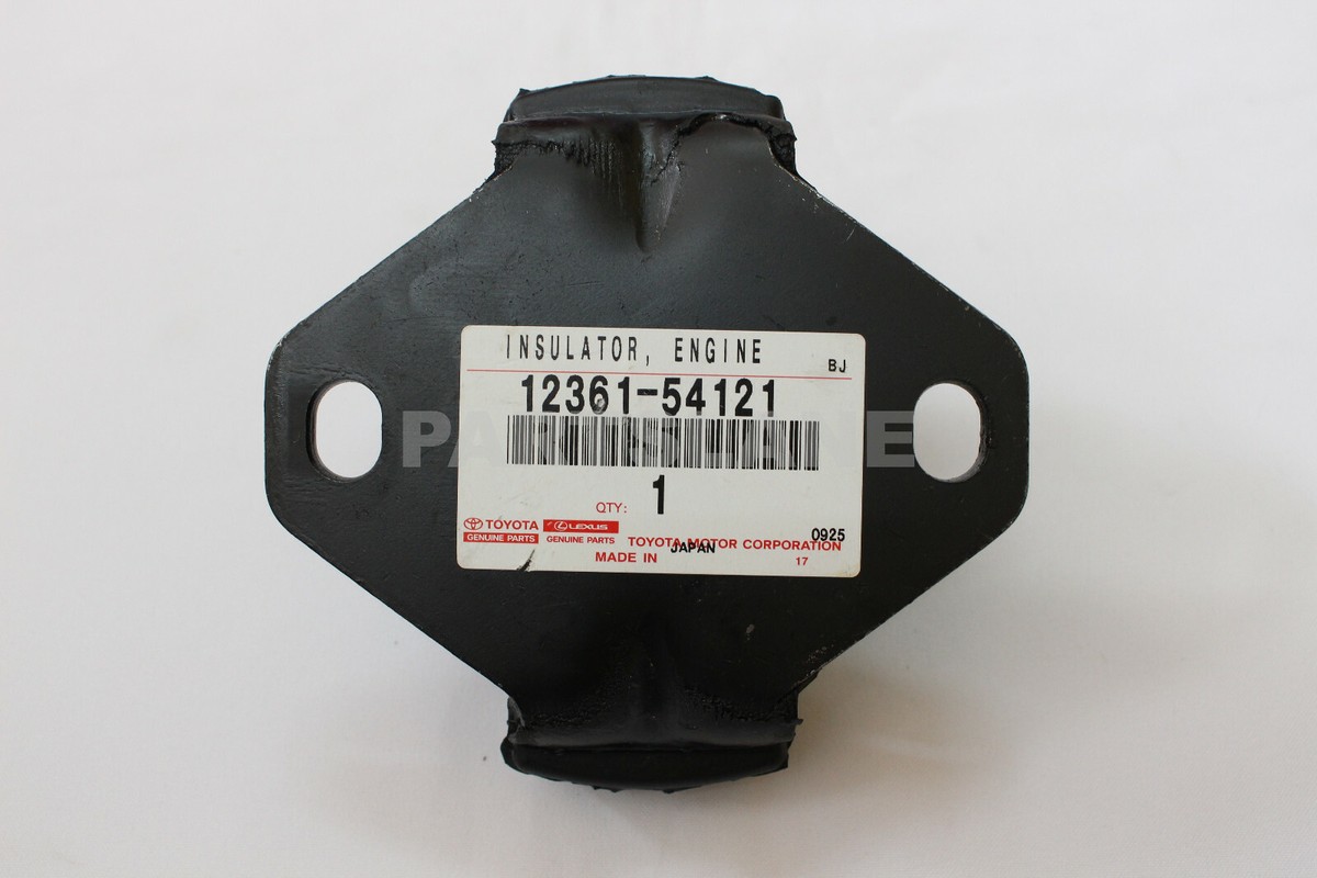 78プラド　ランクル　エンジンマウント　2個　品番　12361-54121 12361-54121 Toyota Pickup 1984-1985 2.4L Diesel OEM Engine